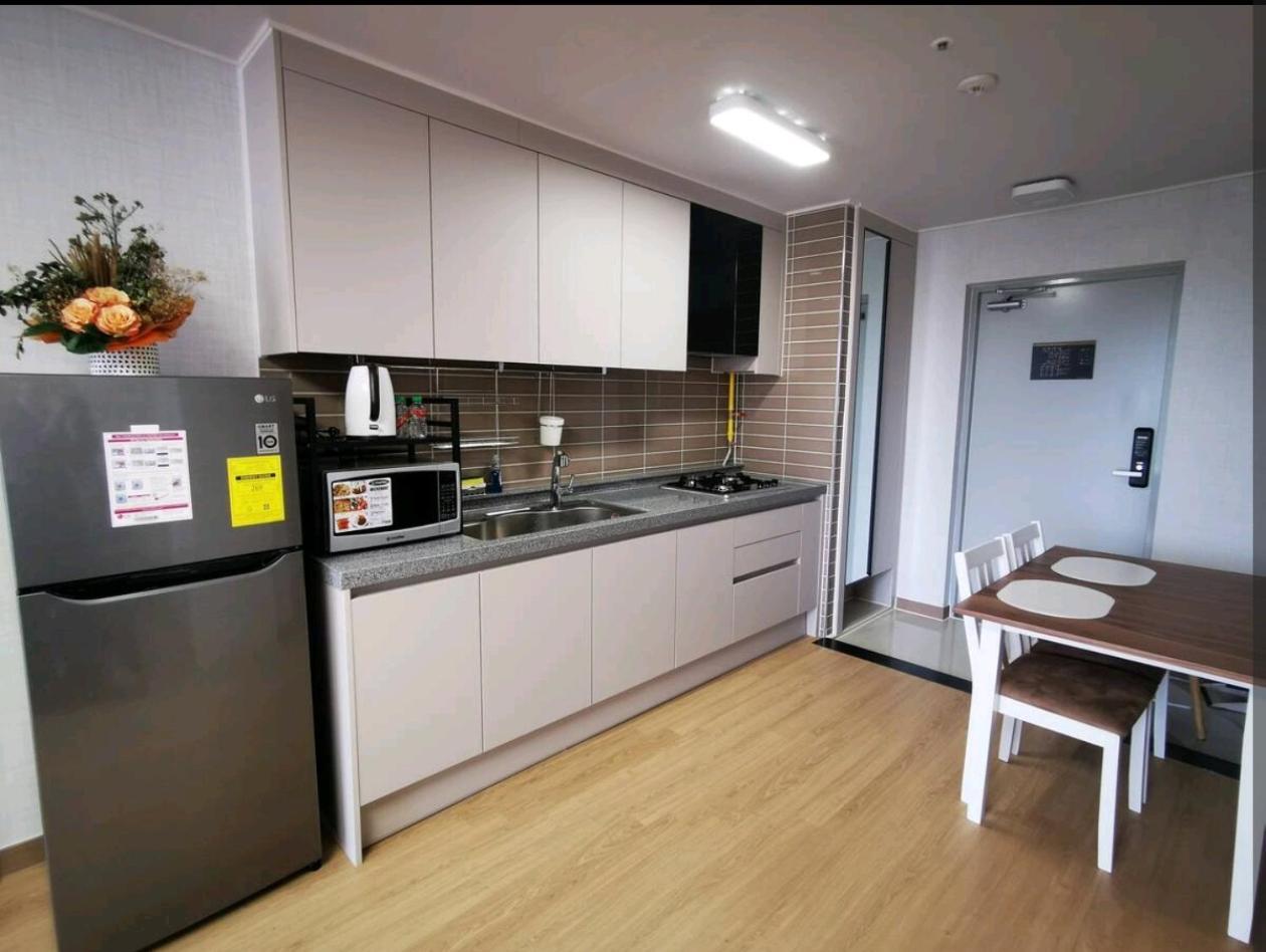 Condo In Clark Pampanga Beside Hilton Hotel And Casino Fort Stotsenburg Esterno foto