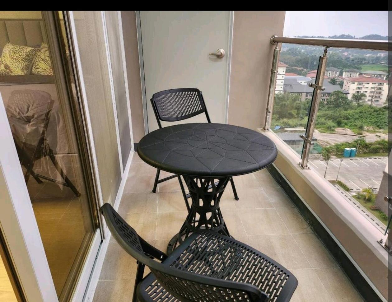 Condo In Clark Pampanga Beside Hilton Hotel And Casino Fort Stotsenburg Esterno foto